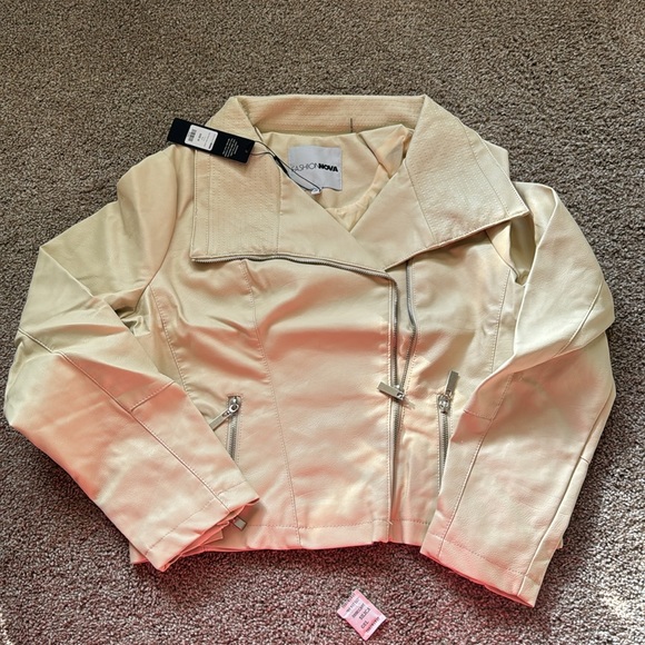 FASHION NOVA Jacket - Picture 5 of 5